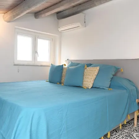 Apartment Ferienwohnung Fuer 6 Personen Ca 90 Qm In Cefalu, Sizilien Nordkueste Von Sizilien *